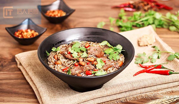 为什么美食行业适合做美食小程序